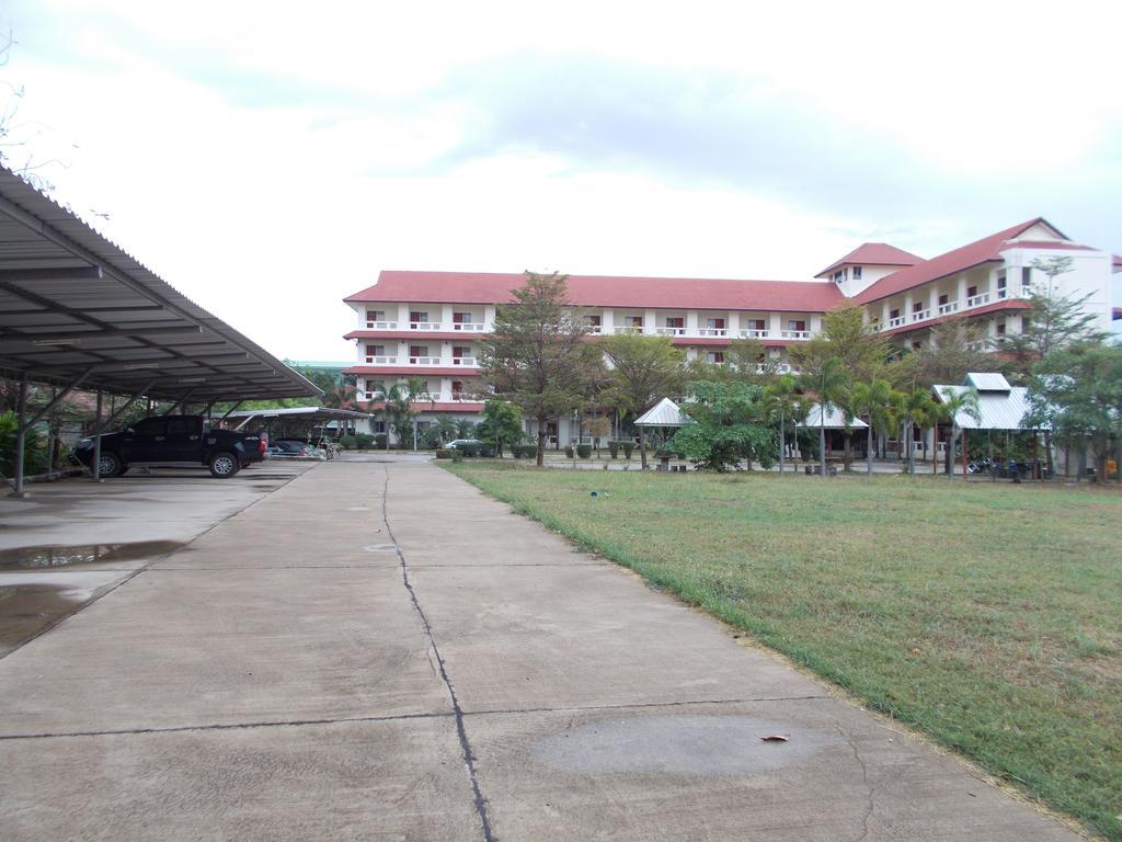 Hotel A.P.Garden Kalasin Esterno foto