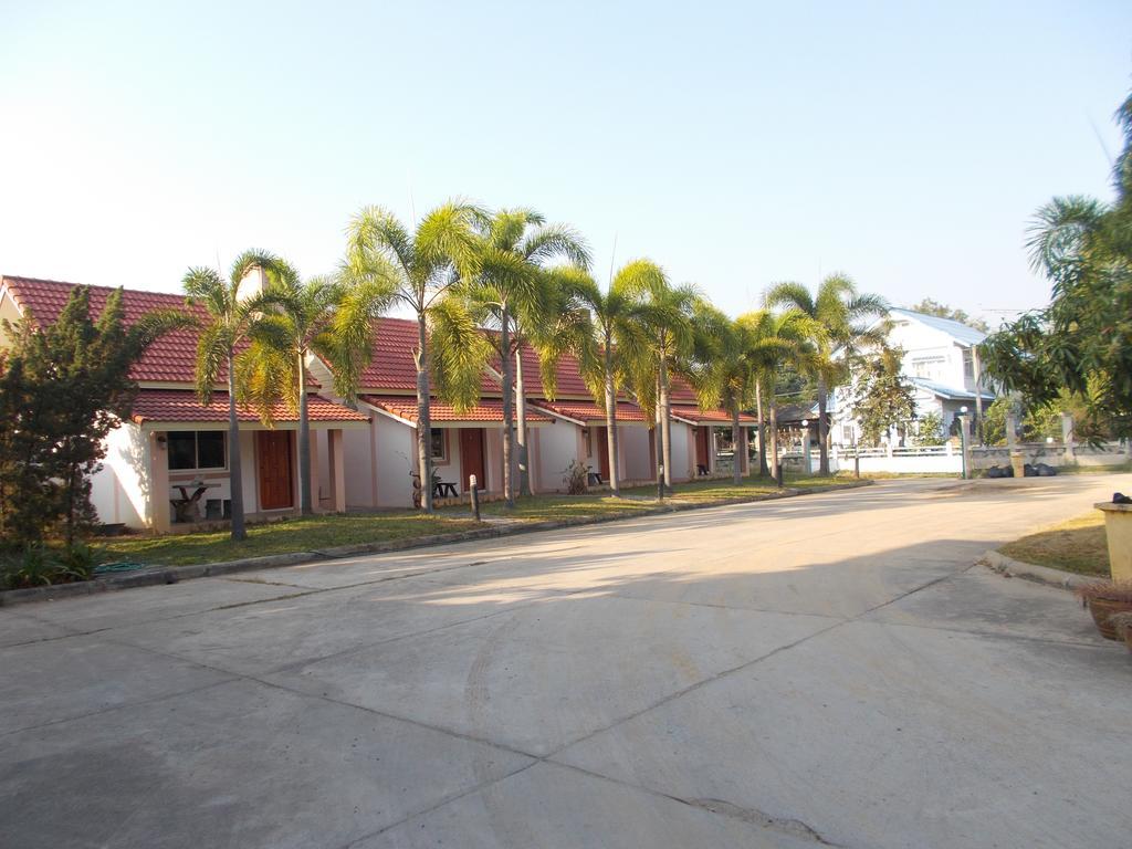 Hotel A.P.Garden Kalasin Esterno foto